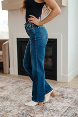 Judy Blue Pippa Button Fly Straight Jeans