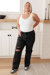 Judy Blue Rigid Magic 90's Distressed Straight Jeans in Black