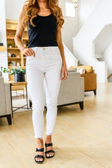 Judy Blue Hi-Waisted White Skinny Jeans
