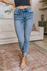 Judy Blue Betsy Mid Rise Cool Relaxed Jeans